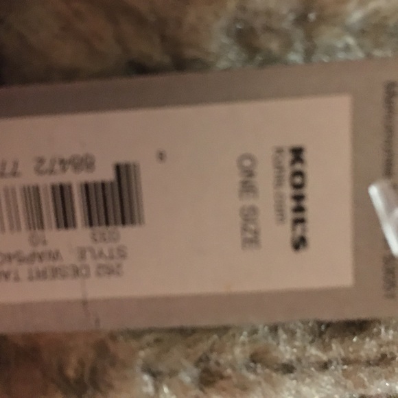 APT.9 Heavy Winter Scarf 🥶🌨❄️ - Picture 8 of 10